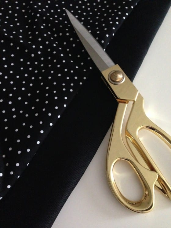 Black with White Dots over Black with a beautiful golden scissor / Consistency... are you blogging or running a business and find yourself struggling with consistency? I do, here are some things that are working for me! / #WandaLopezDesigns #fashion