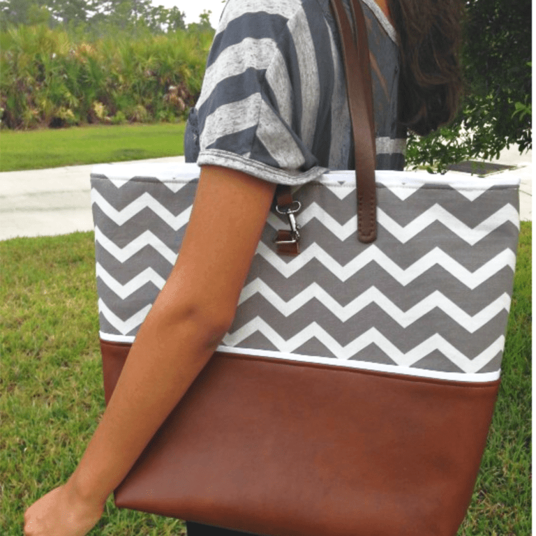 what-people-are-saying-about-the-perfect-tote-bag-768×768