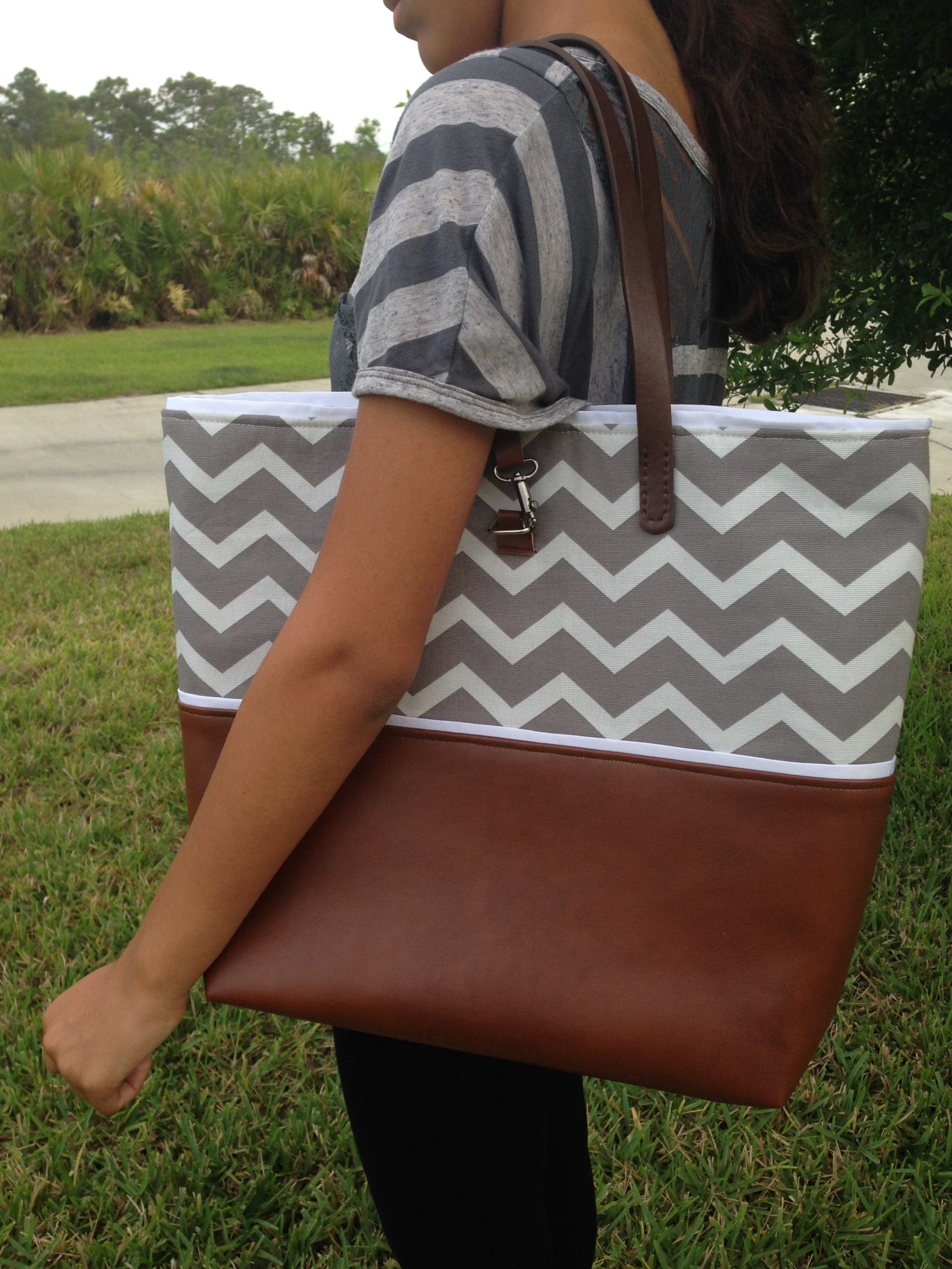 Chevron-and-Leather-Tote-in-Gray-WandaLopezDesigns-modeled