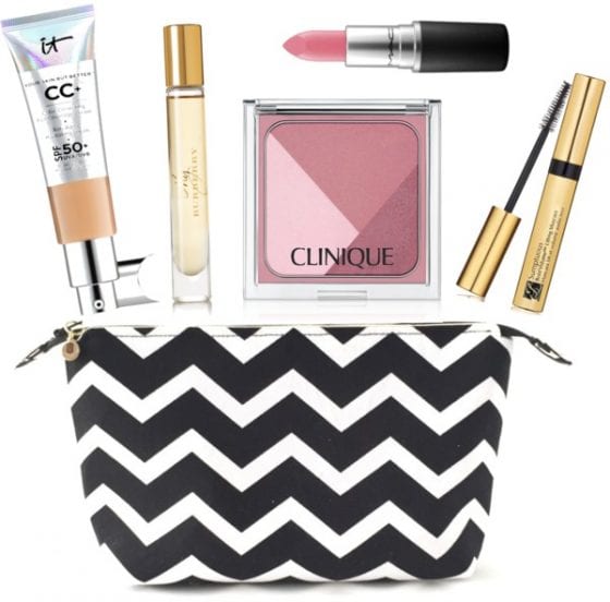 5 Makeup Bag Essentials you need in your life / find out more about them at wandalopez.com - blog